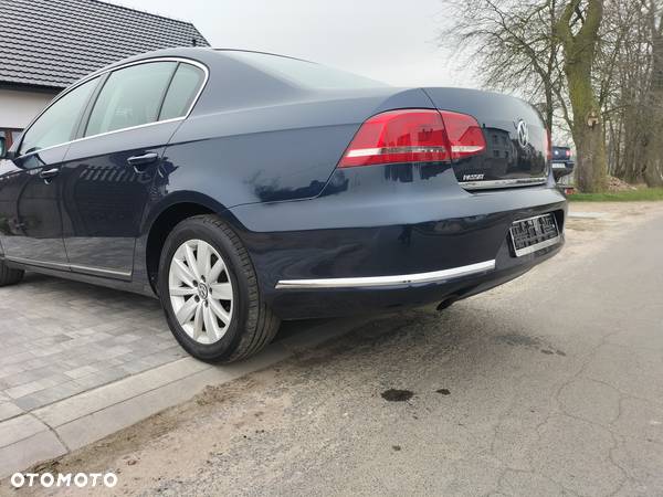 Volkswagen Passat Variant 1.6 TDI BlueMotion - 9