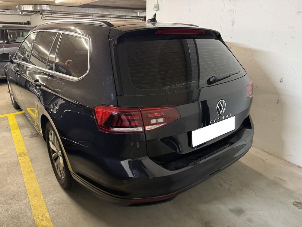 Volkswagen Passat B9 2.0 TDI SCR DSG Business 2023