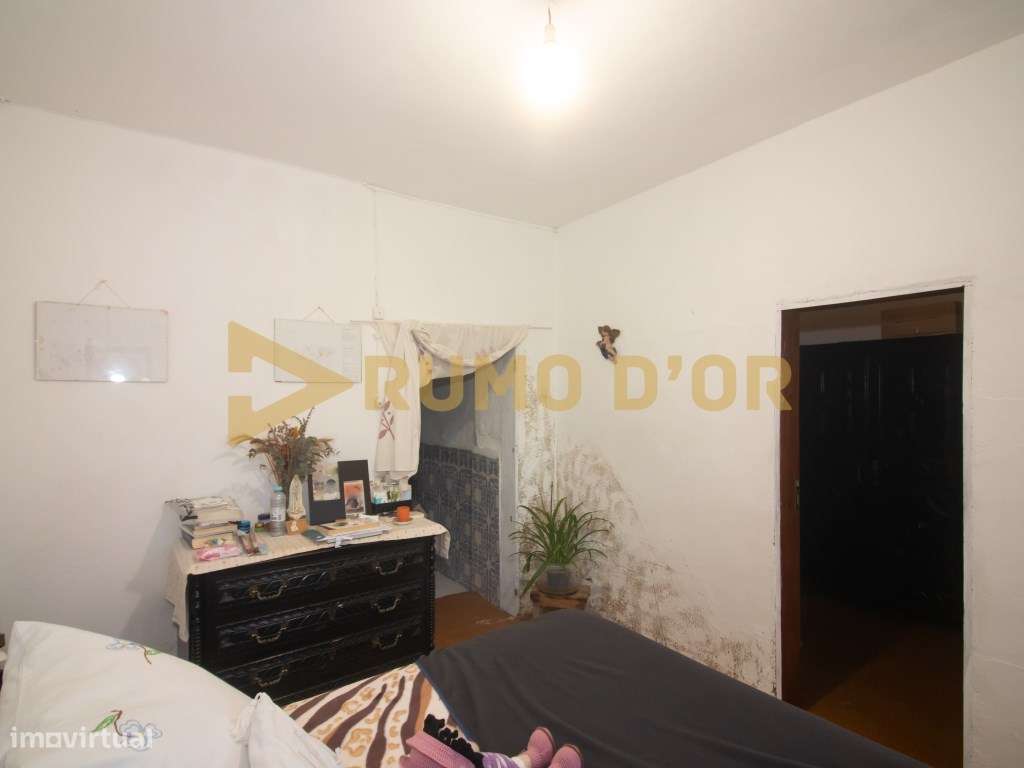 Moradia T3 +1 com Excelente Espaço e Tradição no Tojal - Alenquer-23