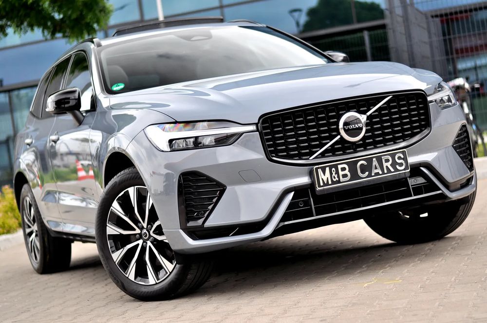 Volvo XC60 II B4 D AWD Plus Dark 2023