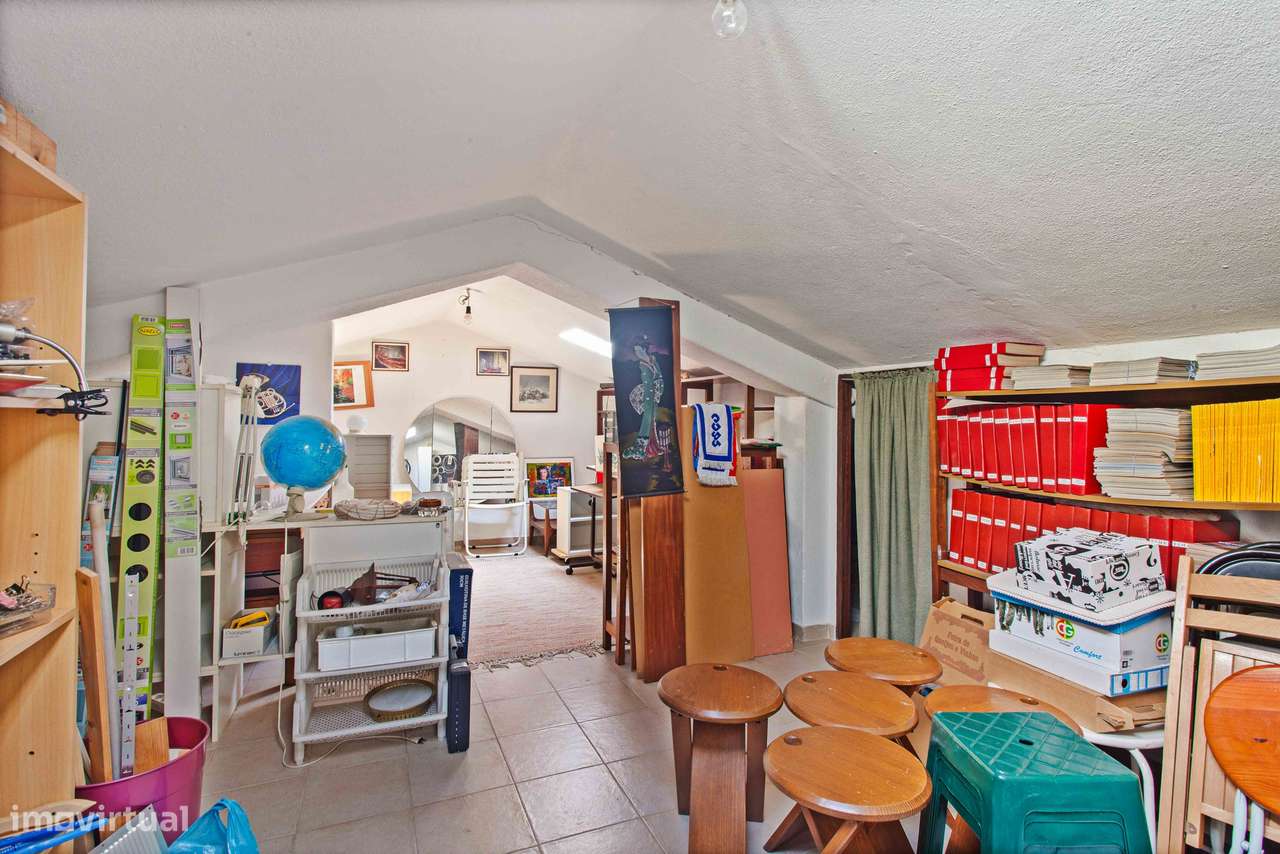Moradia T4, 2 pisos, com jardim e árvores de fruto, Marisol | Aroeira-28