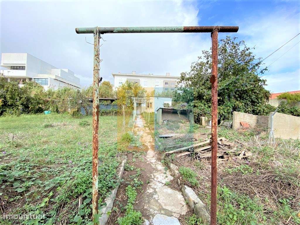 Terreno urbanizável com 2.000 m2 na Ajuda (Próximo Polo Universitário) - Grande imagem: 3/11