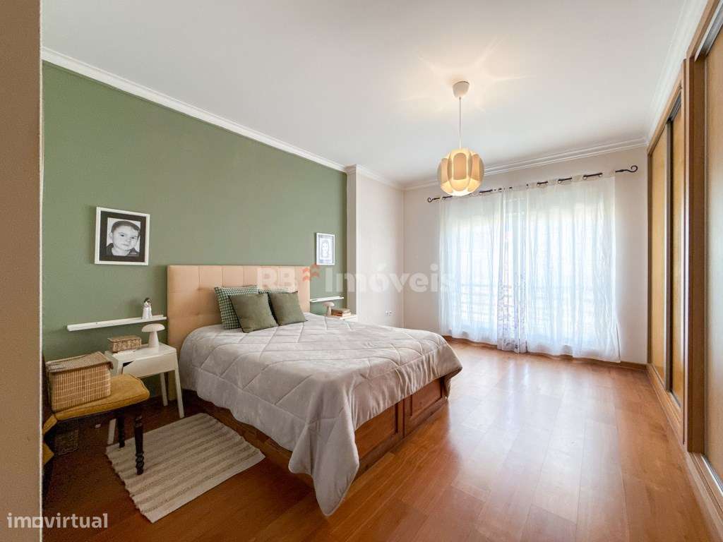 Apartamento T4 Duplex c/ Varandas, Arrecadação e Parqueamento - no ...-38