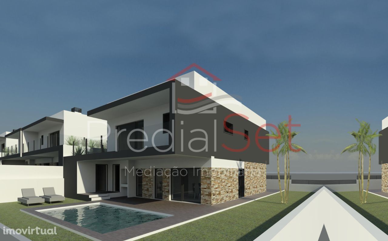 Moradia T4 - Em construção com garagem e piscina na Sobreda Caparica