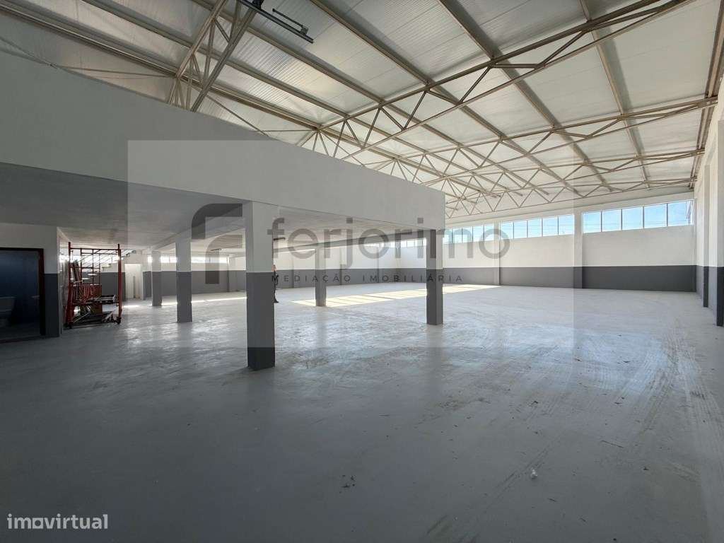 ARMAZEM - PARA ARRENDAMENTO - V.N.FAMALICÃO 

EXCELENTES ÁREAS - ... - Grande imagem: 5/19