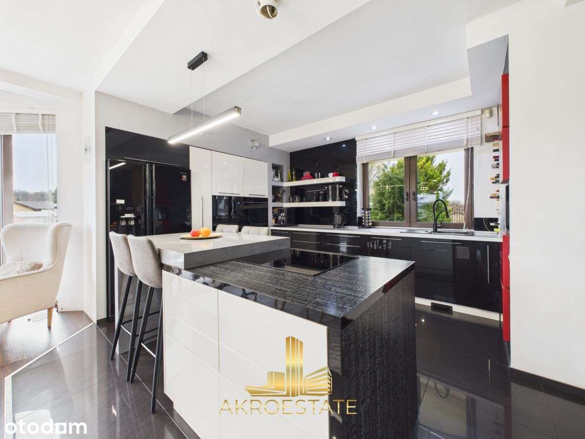 Elegancki i przestronny dom rodzinny!-6