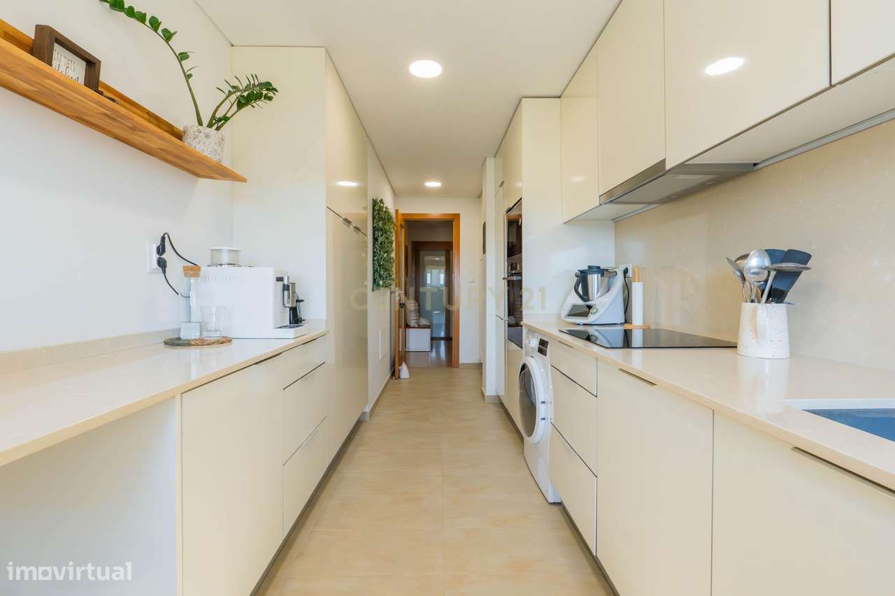 T2 com 115m² na Quinta de São Macário | Varandas | Elevador | Arrecada-16