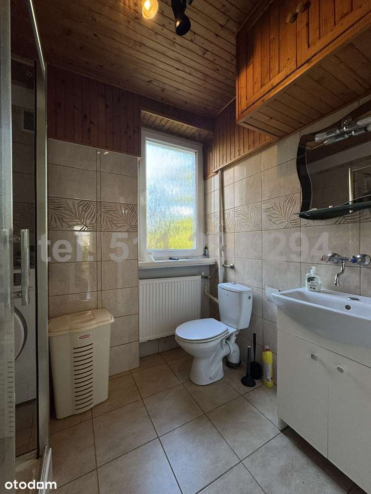 Dom wolnostojący, zielona okolica, klimatyczna działka.-17