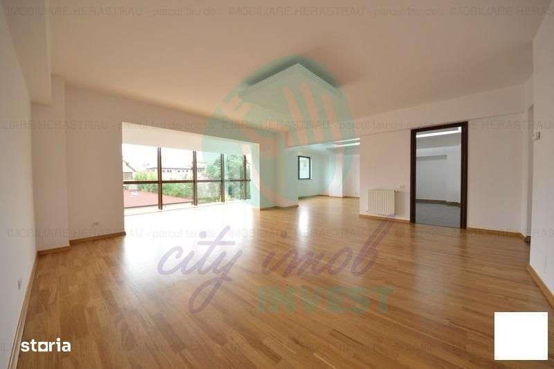 Apartament 5 camere cu 2 parcari, lung la Parcul Herastrau