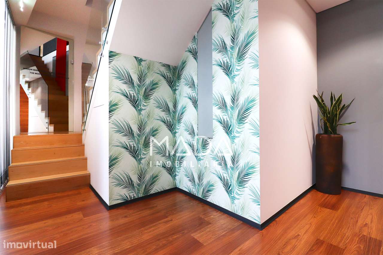 Escritório c/garagem (12 carros) na Av. da República em V.N. de Gaia-30