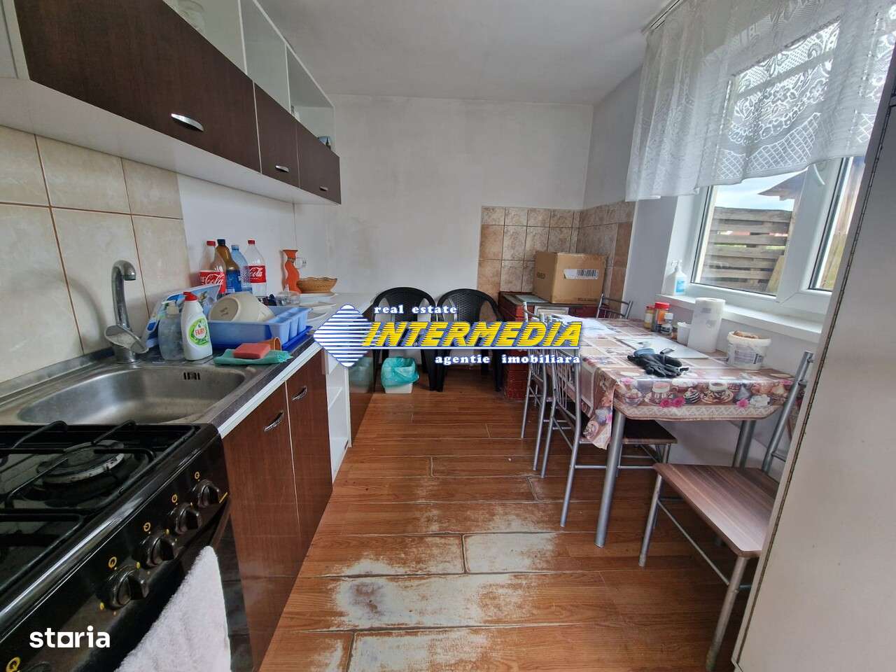 Vanzare Casa cu Magazie 99 mp. Teren 570 mp. Alba Zona Arex toate-7