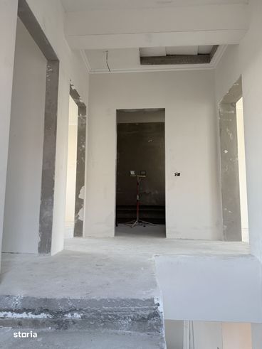 1/2 Duplex, 5 camere, 2 bai, camera tehnica, 119mp, 300mpT , Giarmata!-8