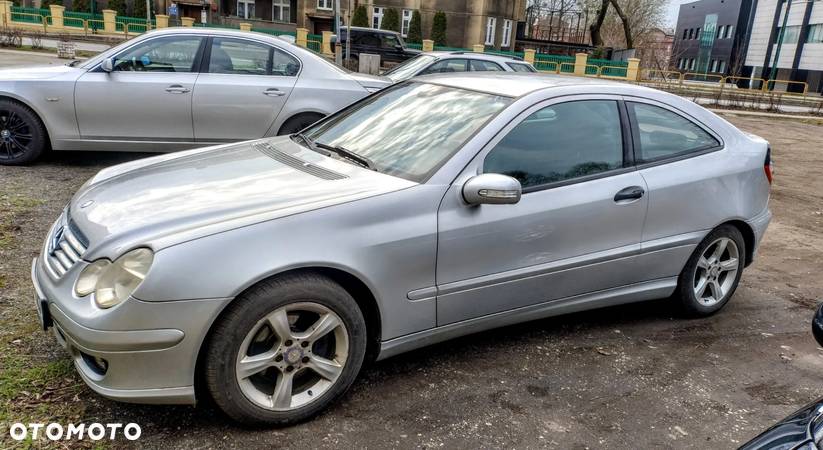 Mercedes-Benz Klasa C 180 Kompressor - 11