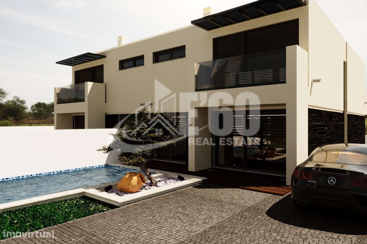 MORADIA T3 C/ PISCINA EM SÃO FELIX DA MARINHA-0