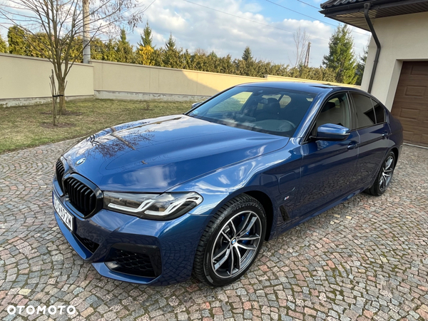 BMW Seria 5 530e xDrive M Sport sport - 37