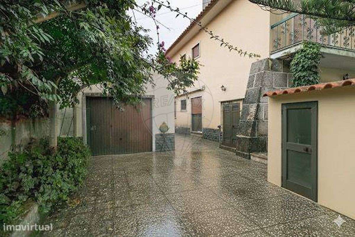 Moradia T8 para venda-29