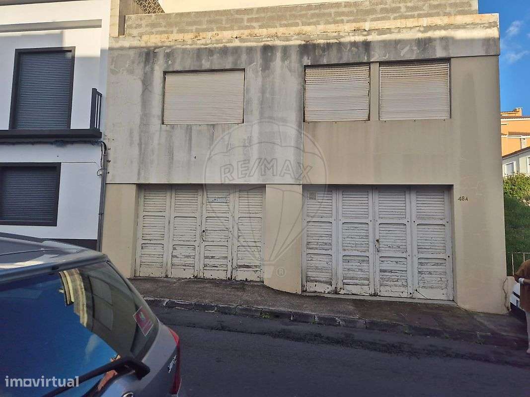 Moradia T5 para venda - Grande imagem: 2/15