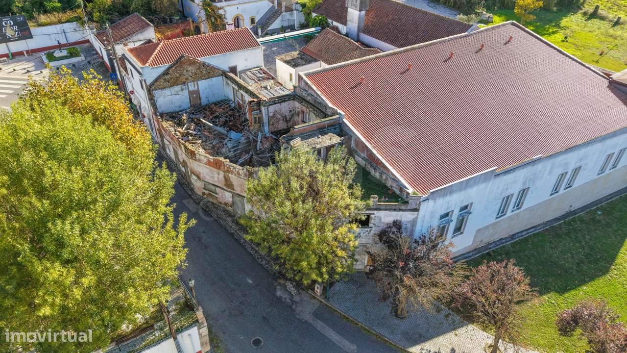 Moradia Centenária com História em Meca, Alenquer - Grande imagem: 2/5