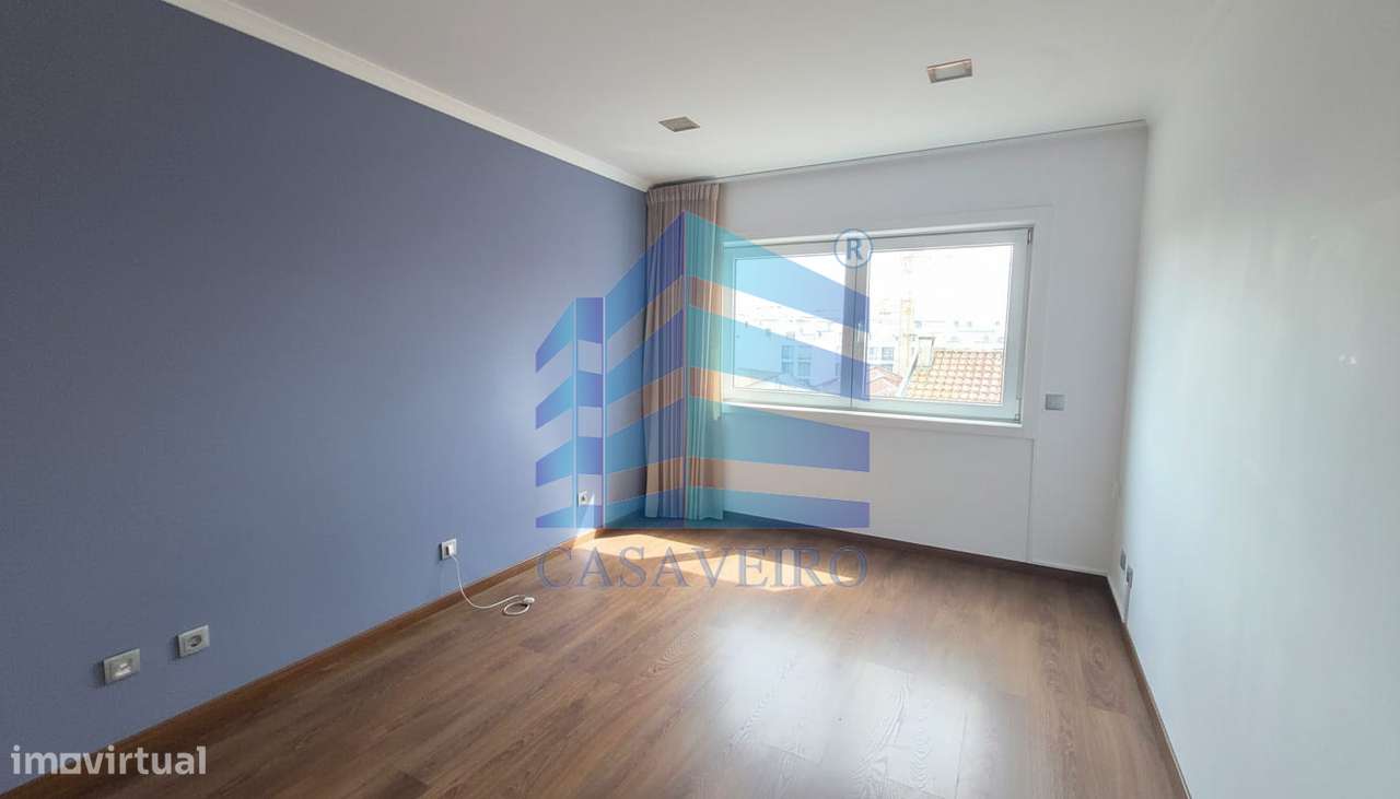 Apartamento T2 na Avenida Lourenço Peixinho em Aveiro-16