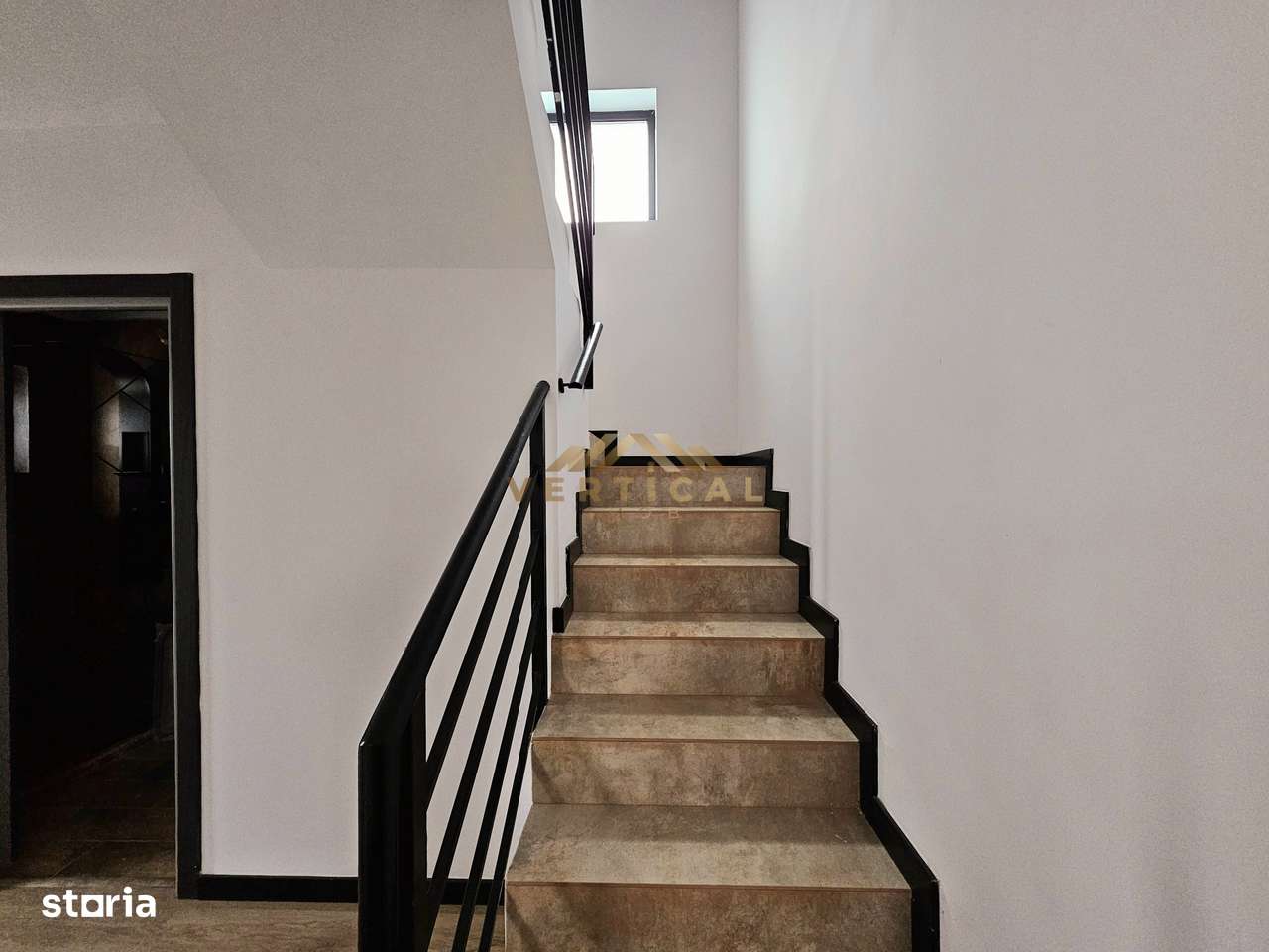 Casa 4 camere | 3 bai | centrul comunei Berceni-6