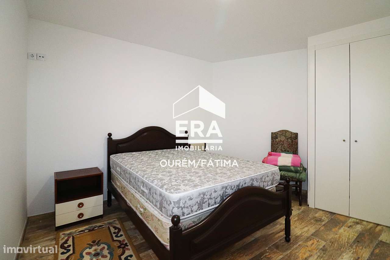 Moradia T3 inserida num terreno de 1.268m²-15