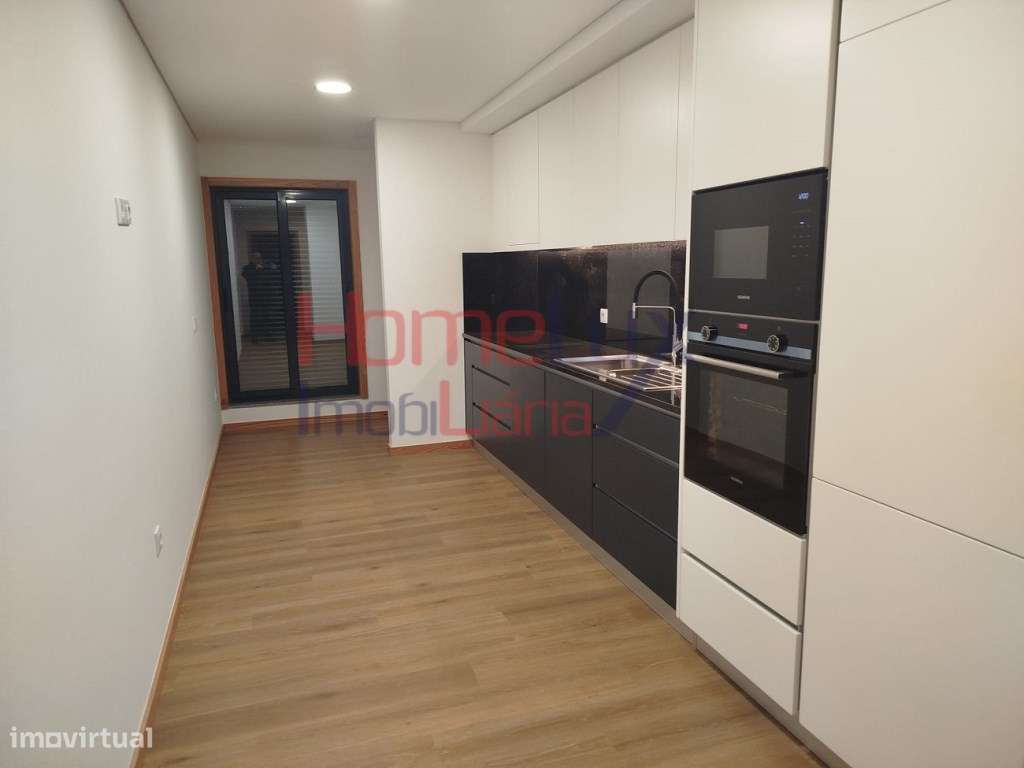 Apartamento T3 Novo c/ Terraço ( Junto ao metro ) - Rio Tinto - Grande imagem: 3/25