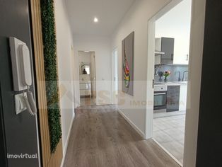 Apartamento T2 Remodelado | Arrendamento | Mem Martins