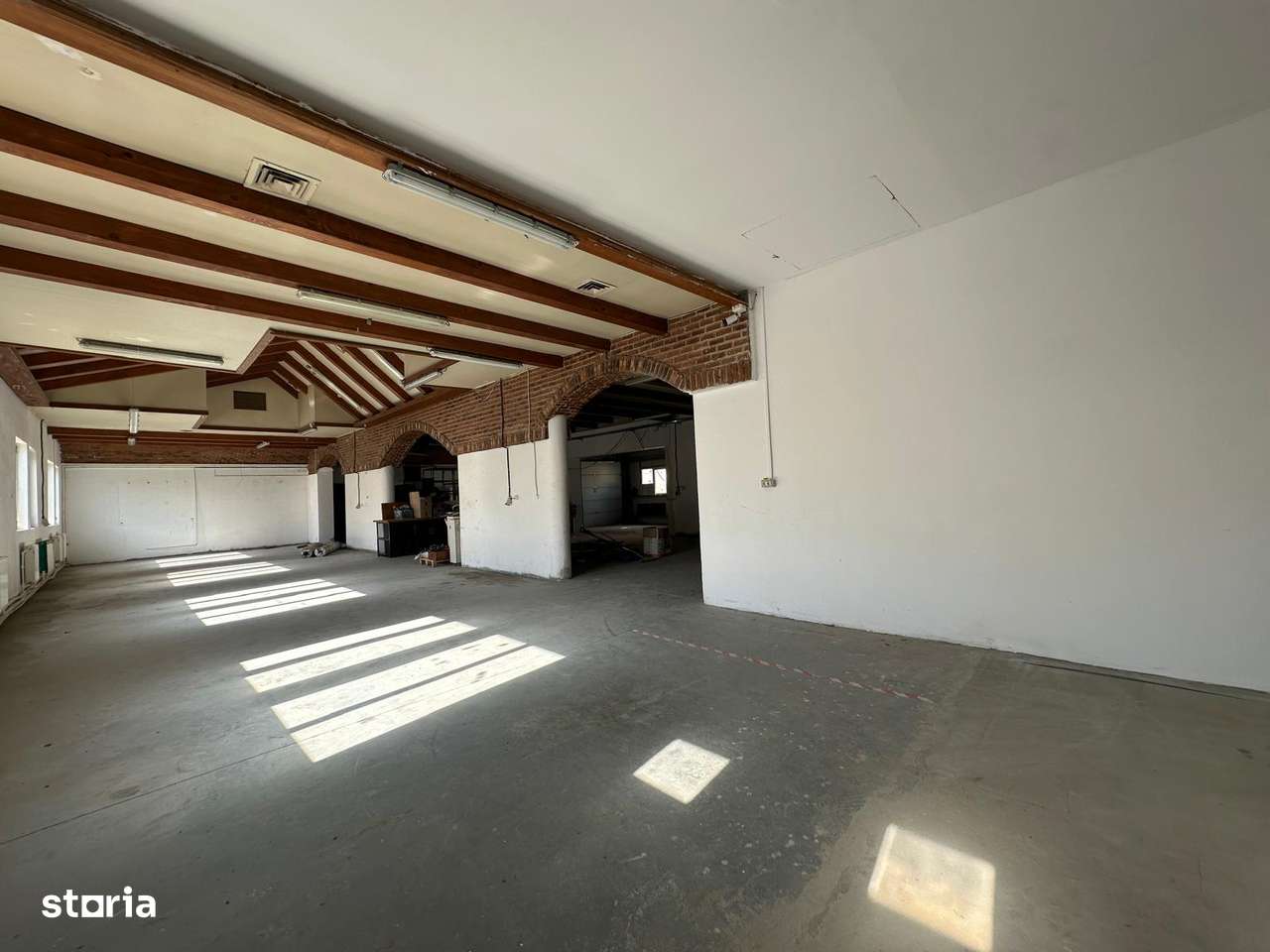 Spatii depozitare, productie, birouri, restaurant, zona ISU Copou - Imagine principală: 2/13