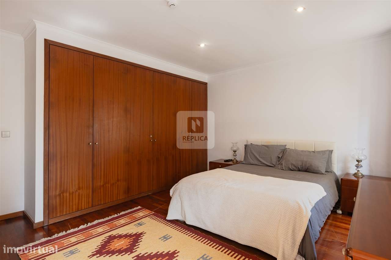 Moradia T3+1 Mobilada  com Vistas para Rio Douro-28