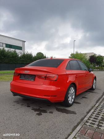 Audi A3 1.6 TDI Sportback (clean diesel) S tronic S line Sportpaket - 5