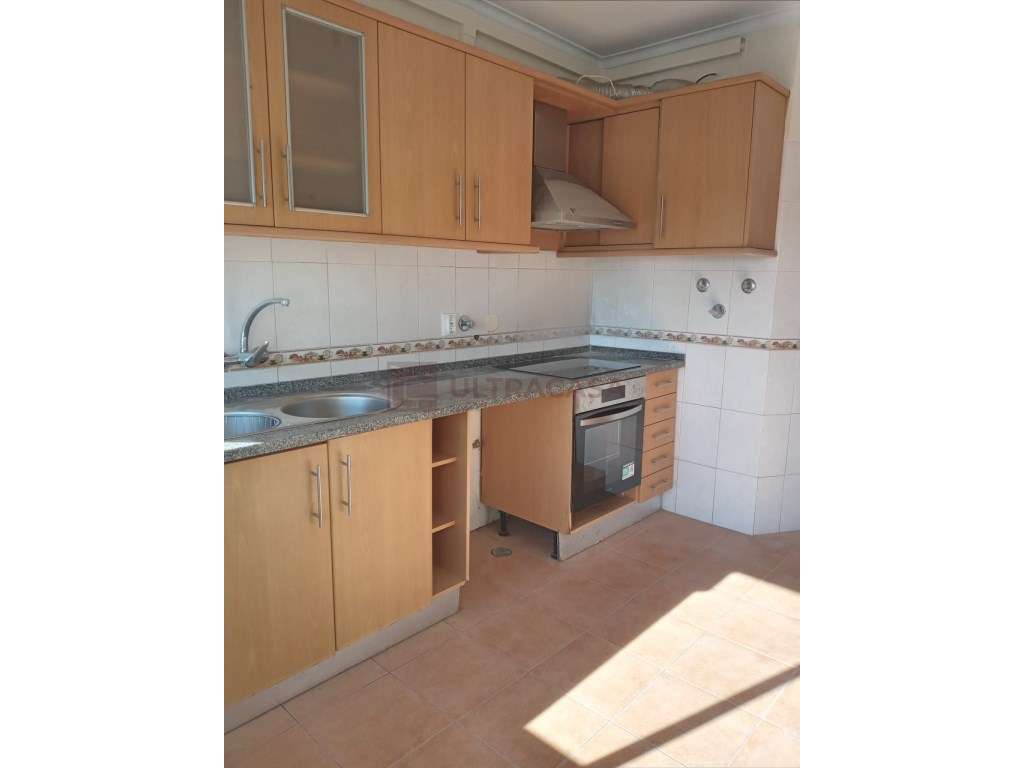 Apartamento T2 à Venda em Queluz - Grande imagem: 2/23