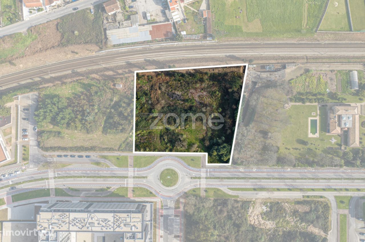 Terreno c/ 6800 m² para construção | Lagueirões, Valongo