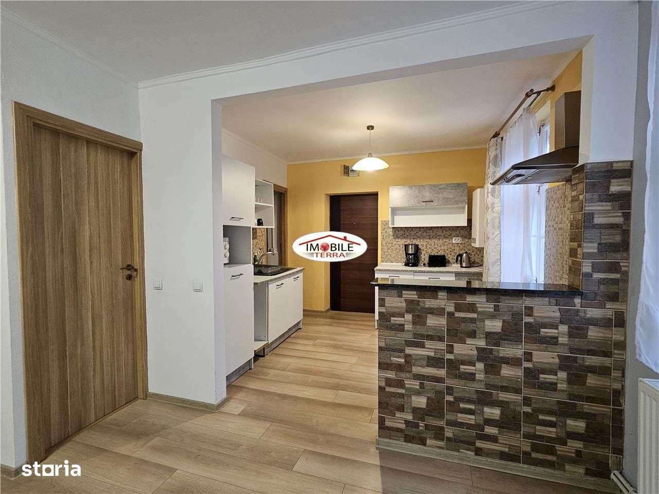 Apartament mobilat la etajul 1 in orasul de jos strada 9 Mai - Sibiu-11