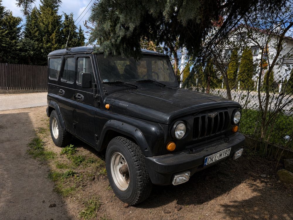 UAZ 469 2004