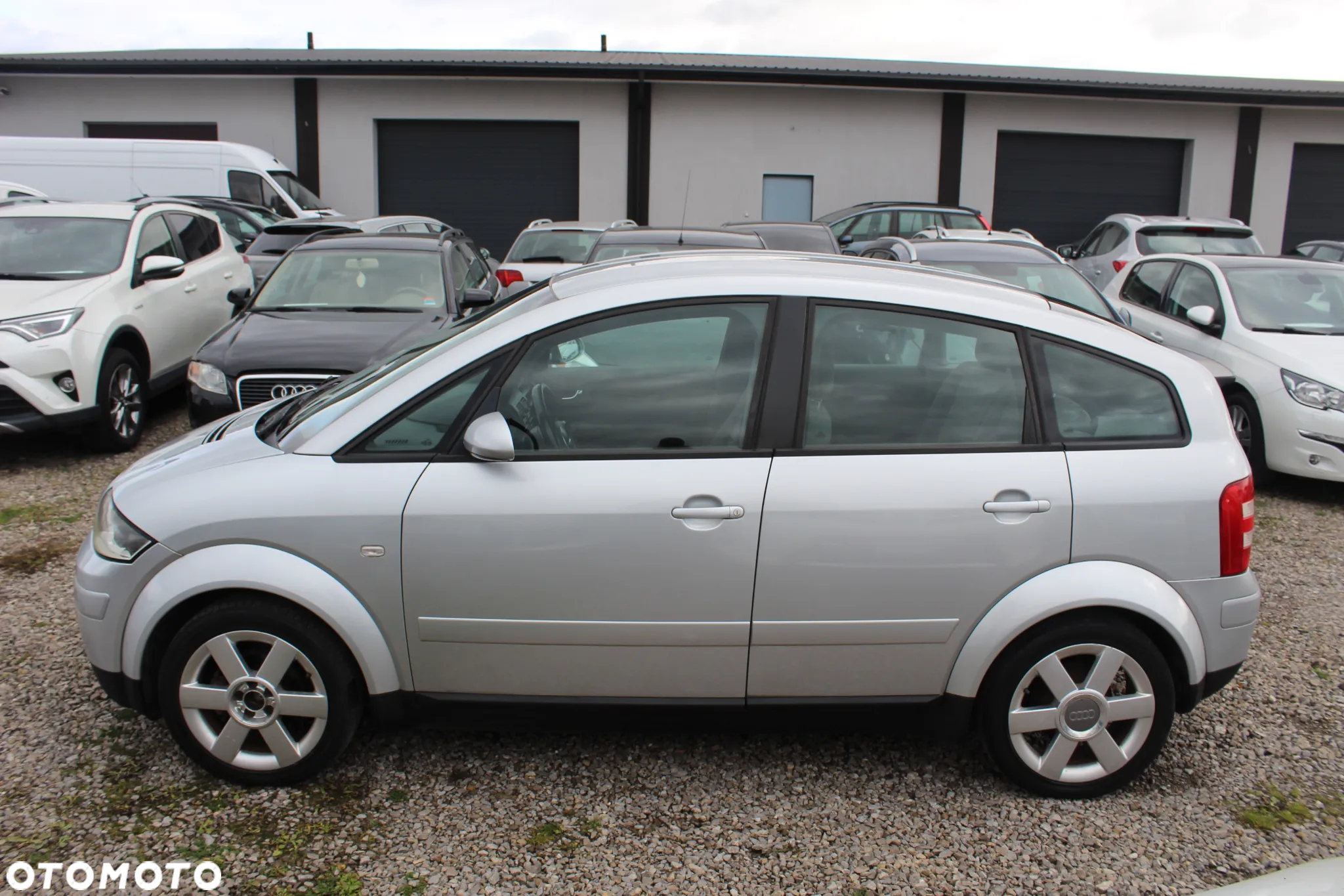 Audi A2 1.4 - 12