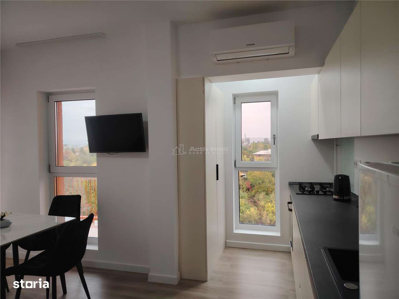 Apartament cu 3 camere, complet mobilat si utilat, in bloc nou - Imagine principală: 4/7
