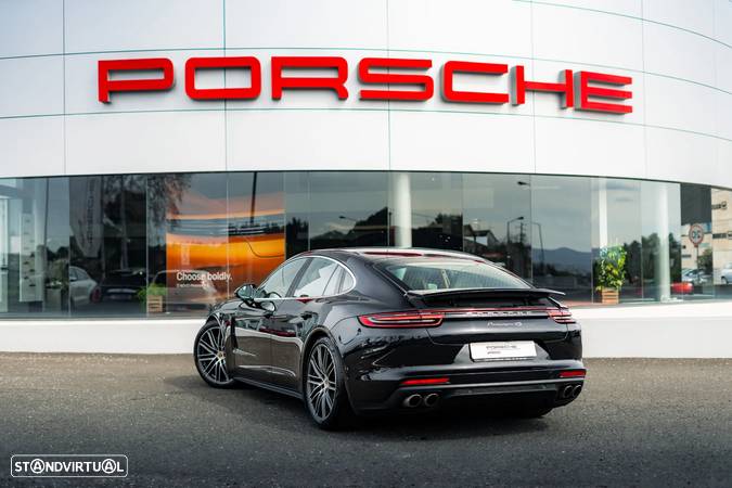 Porsche Panamera 4 S - 5