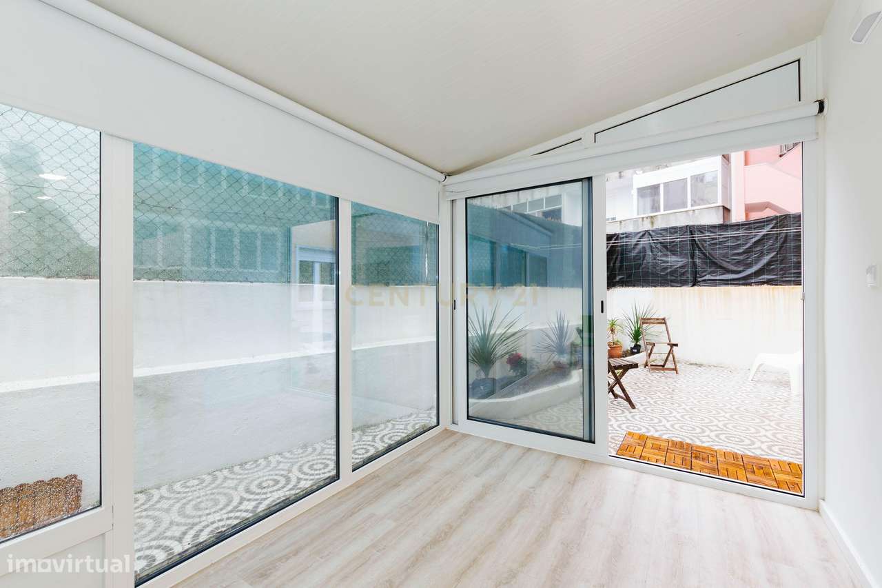 Apartamento T1 em Arroios com Logradouro de 20m2 - Grande imagem: 2/23