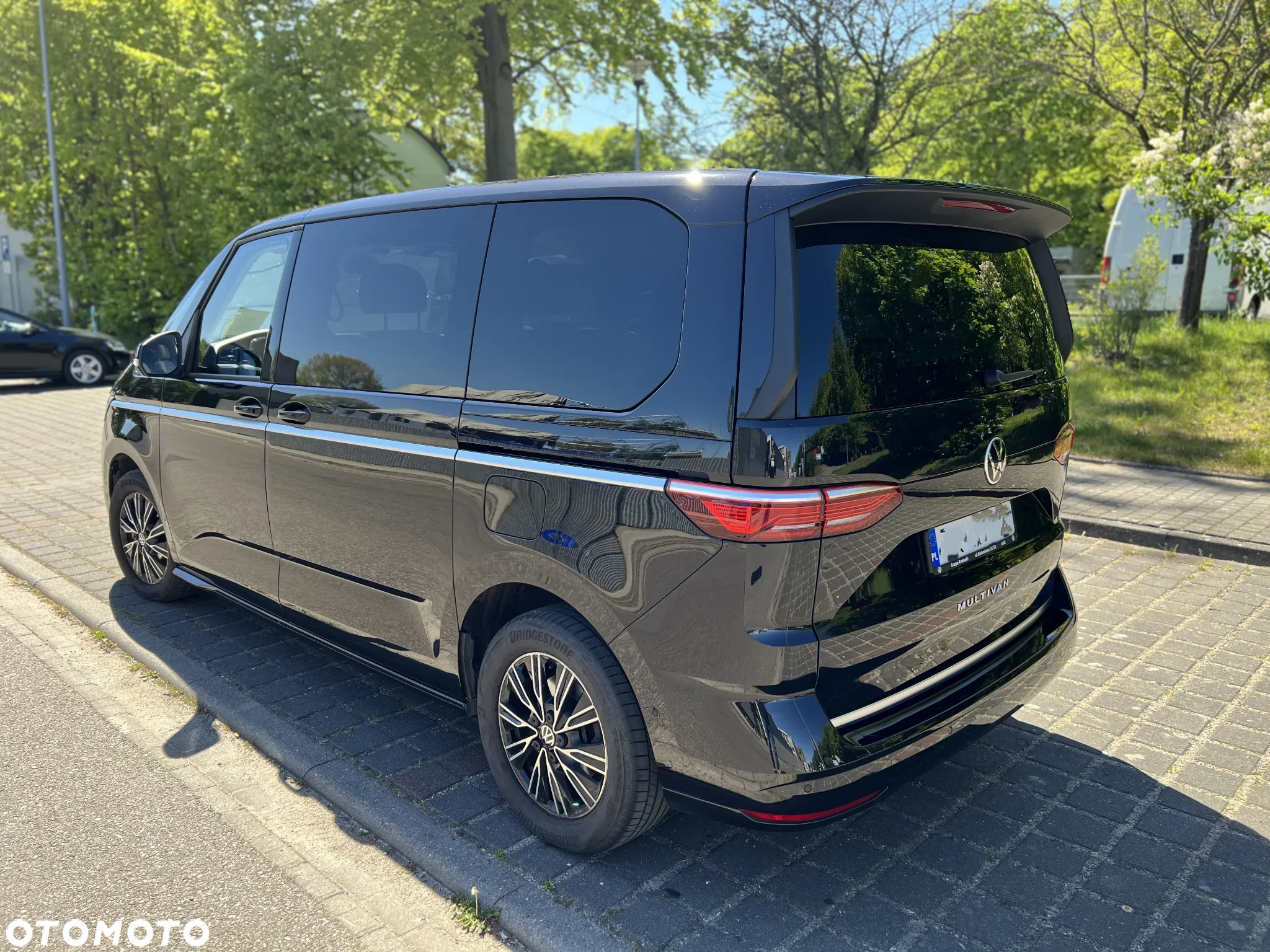 Volkswagen Multivan 2.0 TSI L1 Style DSG - 4