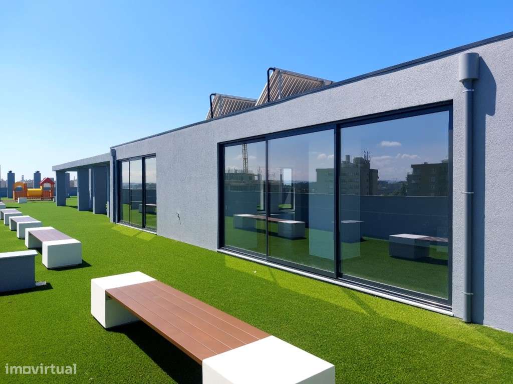 Apartamento T4 com 2 frentes, novo, com churrasqueira; piscina e pl...-21