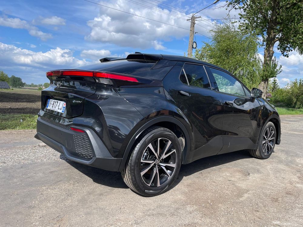 Toyota C-HR 1.8 Hybrid Executive 2025