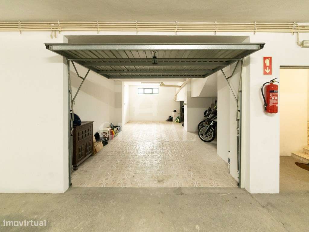 APARTAMENTO T3+1 CUCUJÃES-32