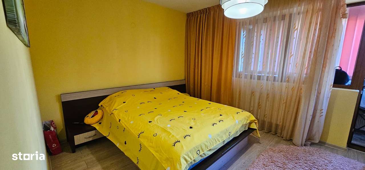 3 camere zona Letea Bloc Nou-1