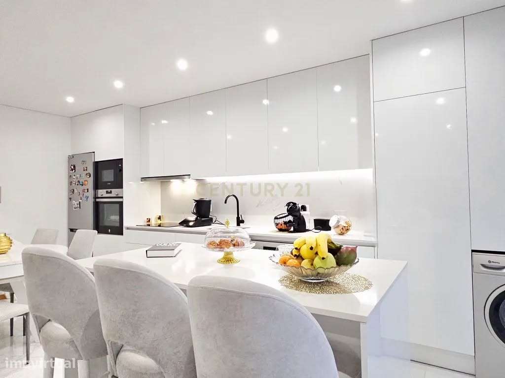 Apartamento T3 Novo com 2 casas de banho e energia A+-36