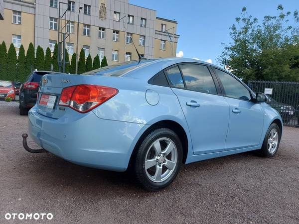 Chevrolet Cruze 1.6 LT+ - 5