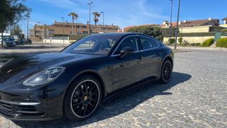 Porsche Panamera 4 E-Hybrid