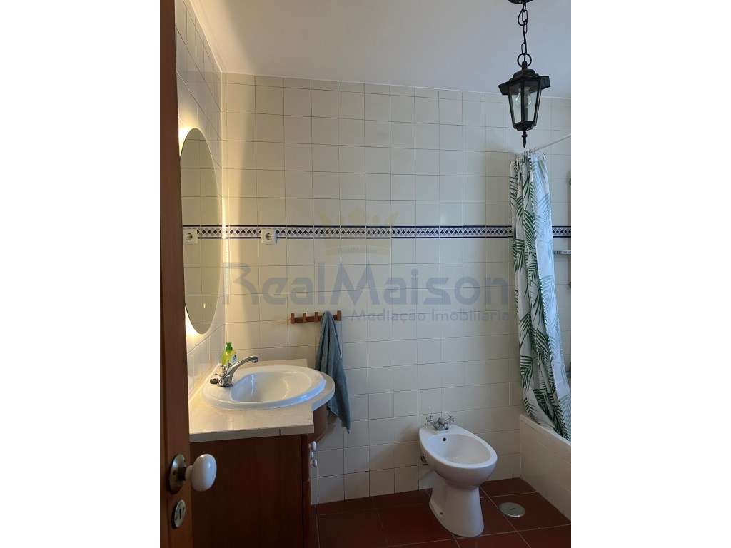 Moradia térrea independente com Piscina e Jardim - Arneiro das Milh...-16