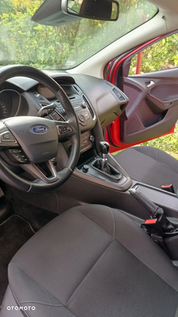 Ford Focus 1.5 TDCi SYNC Edition - 21