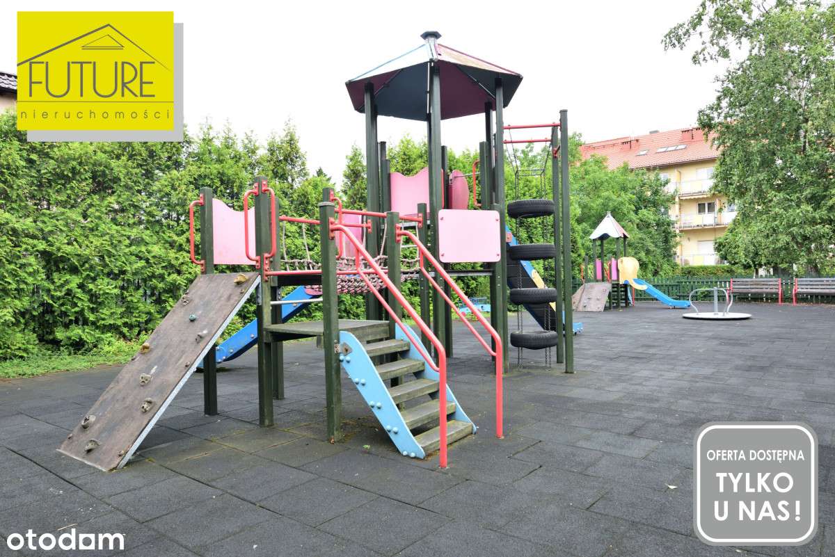 Apartament z miejscem parkingowym w Stegnie-17