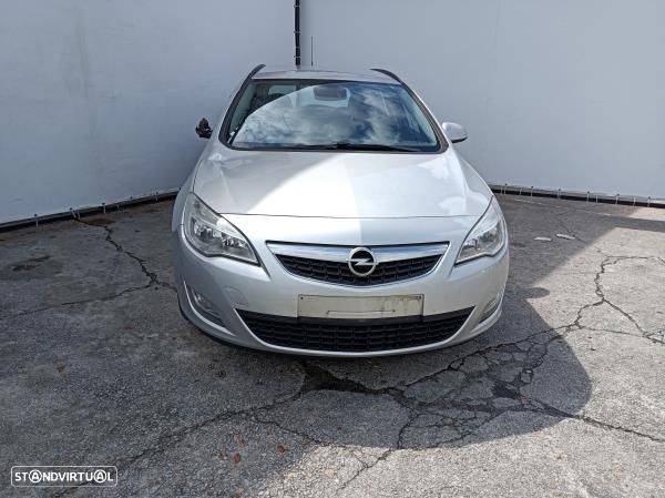 Para Peças Opel Astra J Caixa/Combi (P10) - 1